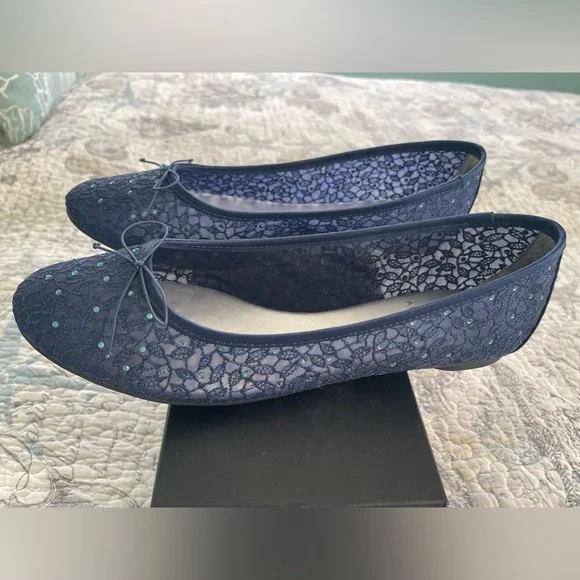 Adrianna Papell Women’s Shirley Ballet Flats in Navy - Picture 4 of 8
